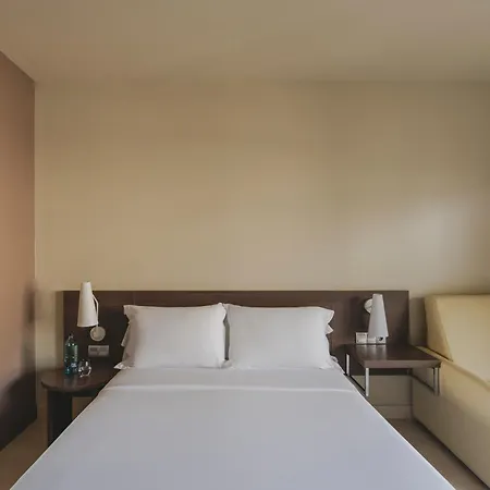 Hotel Mediterraneo Park Roses