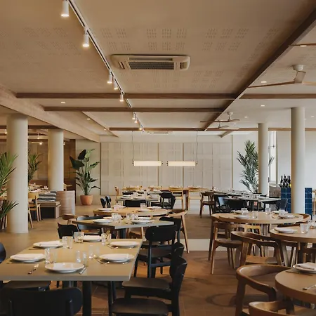 ホテル Mediterraneo Park ロザス