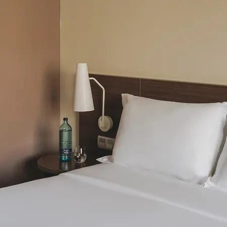 Mediterraneo Park 4* Росас